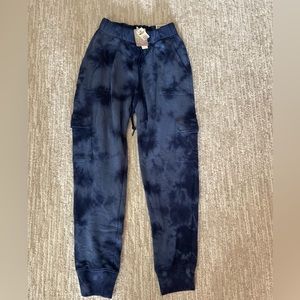 Victoria Secret/Pink tie dye cargo joggers NWT